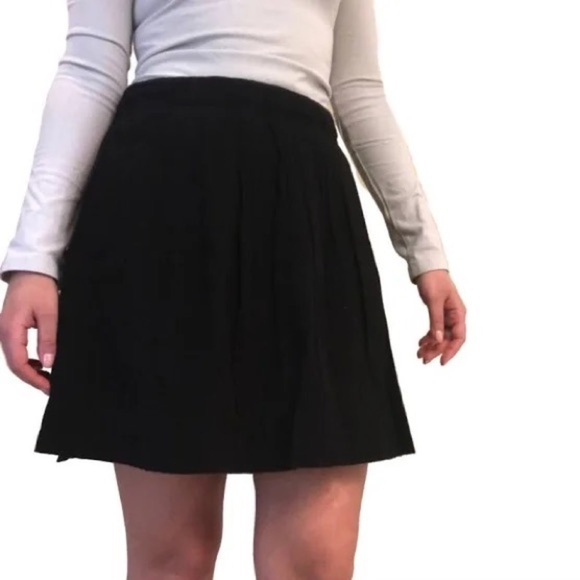 LOFT Dresses & Skirts - Loft Midi Super Flowy Black Fully Lined Skirt